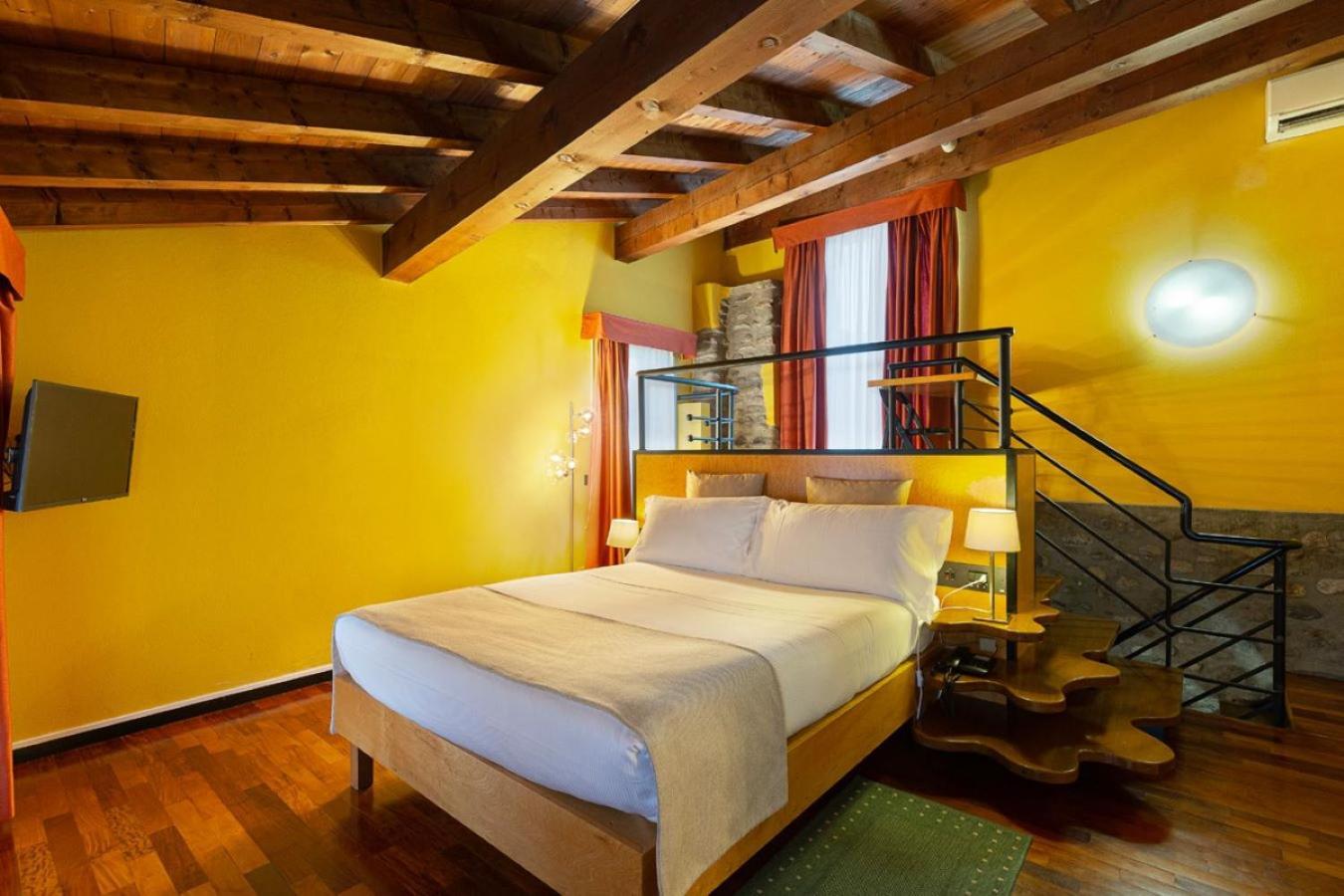 Hotel Ancora Verbania Exterior foto